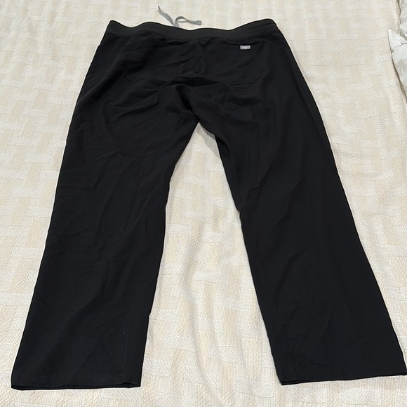 FIGS Black Livingston Basic Scrub Pants XXL Excellent Condition - Picture 6 of 6